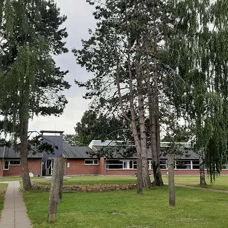 Albergue Vaerelser Pa Samso Efterskole Langemark