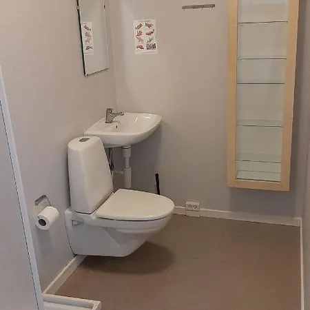 Albergue Vaerelser Pa Samso Efterskole Langemark